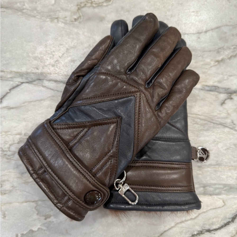 Louis Vuitton Men's Fur Lined Leather Gloves